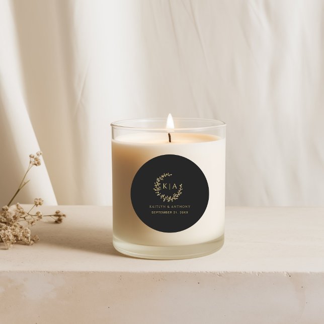 Sticker Rond Elégant Monogramme Noir & Or Wreath Wedding Favor (Créateur téléchargé)