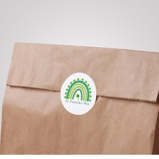 Sticker Rond Élégante fête de la Saint Patrick (Elegant St. Patrick's Day Party Classic Round Sticker)