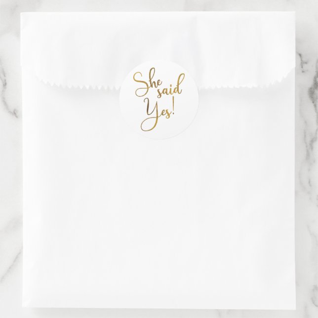 Sticker Rond Elle A Dit Oui (Sac)