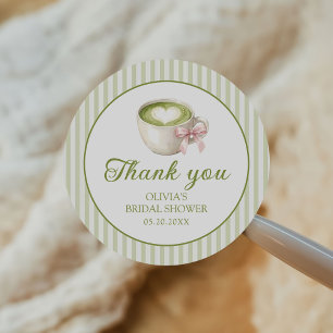 Sticker Rond Elle a trouvé sa Baby Shower parfaite au thé vert 