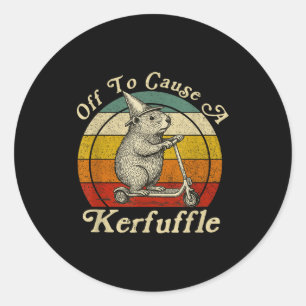 Sticker Rond En route pour causer un chahut drôle de marmotte à