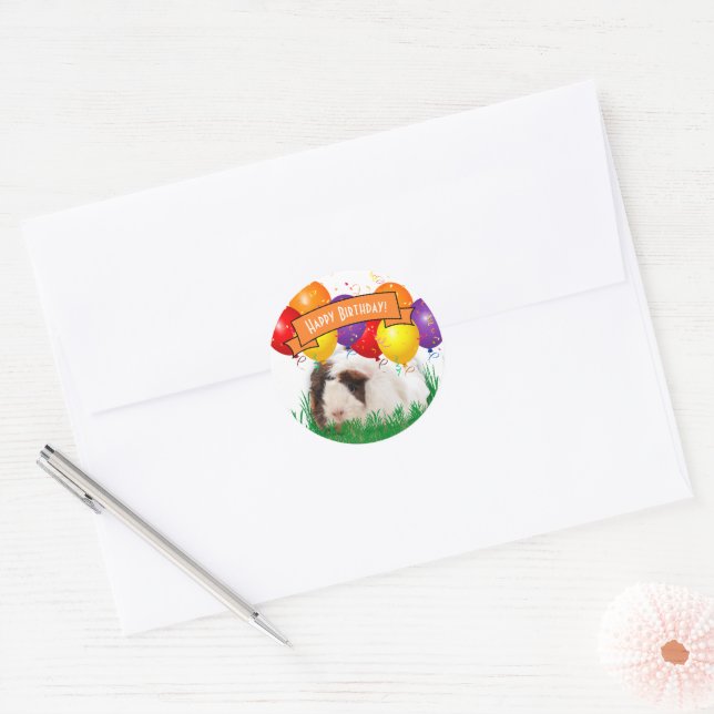 Sticker Rond Enfant's Birthday mignon Guinée Balloon Pig Custom (Enveloppe)