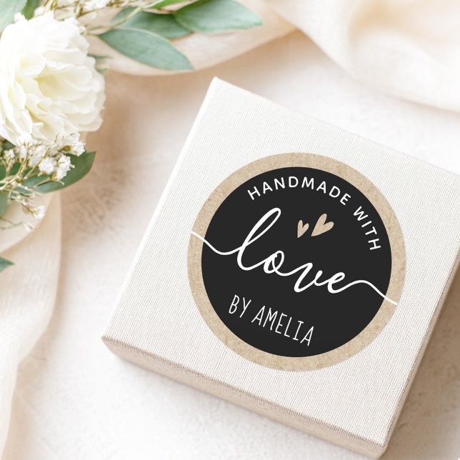 Sticker Rond Fabriqué à la main avec amour noir et papier Kraft (Handmade with love black and Kraft paper look Classic Round Sticker)