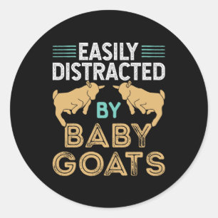 Sticker Rond Facilement distrait par les chèvres bébés