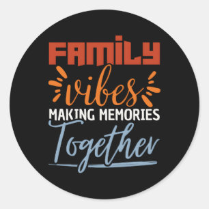 Sticker Rond Famille S Rassembler Des Souvenirs Famille Réunion