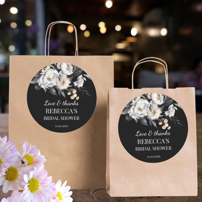 Sticker Rond Favori de baby shower bohème sombre noir et blanc (Black and white moody boho bridal shower favor sticker thank you stickers bridal shower  favors)