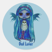 Fée de chouette avec hivernage de hibou neigeux