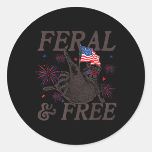 Sticker Rond Féral &amp; Libre Drôle de Raton laveur Patriotiqu