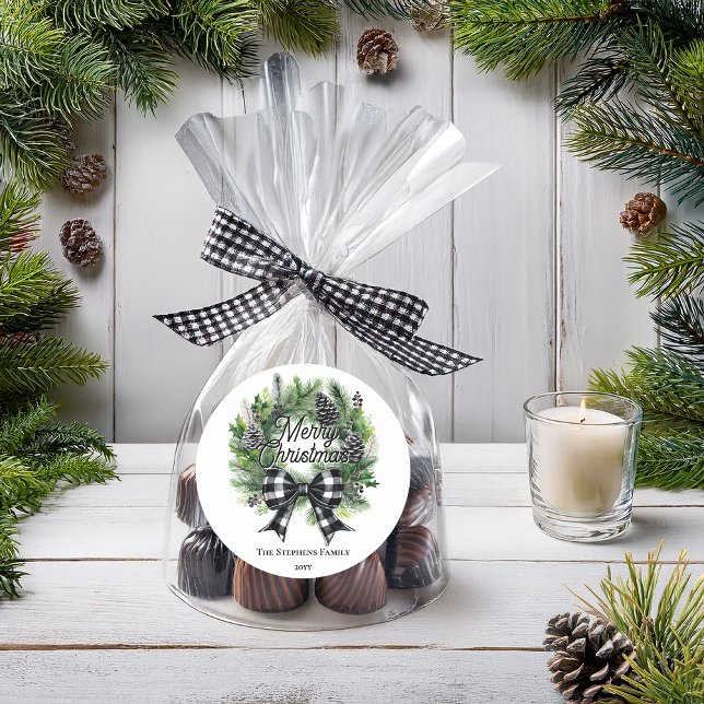 Sticker Rond Festive Holiday Wreath BW Bow Merry Christmas  (Festive Holiday Wreath with BW Check Coquette Bow "Merry Christmas" Favor or Gift Stickers)
