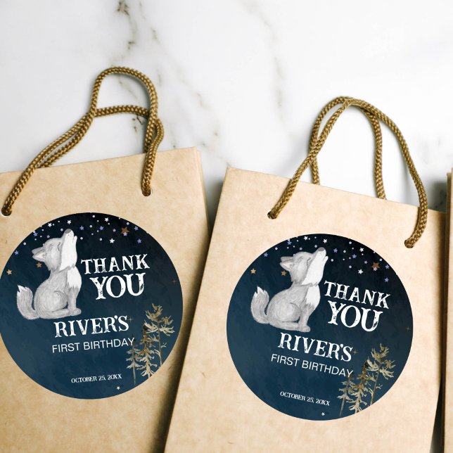 Sticker Rond Fête d'anniversaire à thème du petit loup merci (Little wolf themed birthday party favor thank you sticker cute wolf pup wild one party favor gift)