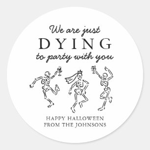 Sticker Rond Fête d'Halloween aux squelettes dessinés à la main