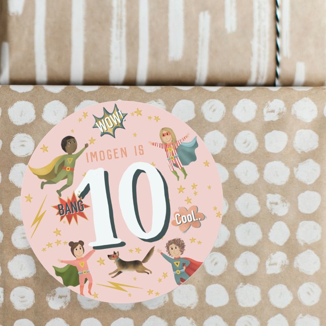 Sticker Rond Filles Pink Superhero Enfants Âge Anniversaire (Créateur téléchargé)
