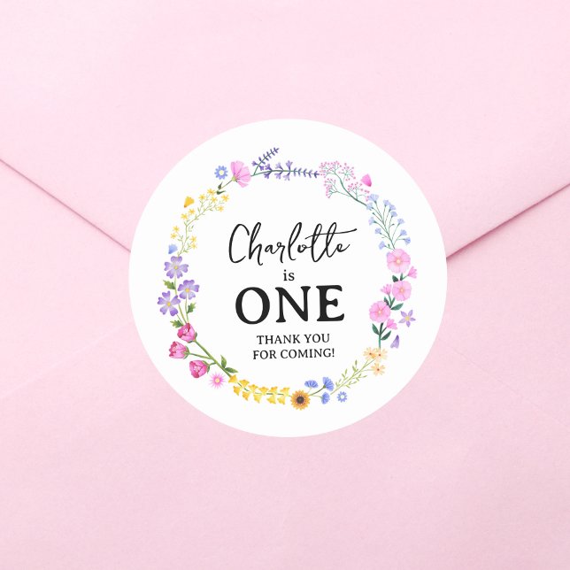 Sticker Rond Fleur sauvage est un premier anniversaire (Wildflower is One First Birthday Classic Round Sticker)