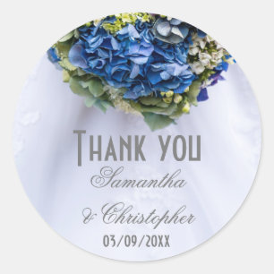 Sticker Rond Fleurs bleues et blanches et robe mariage merci