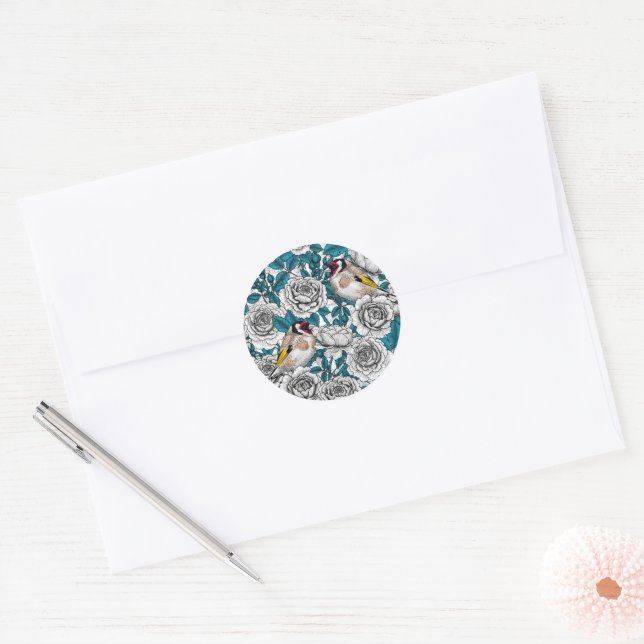 Sticker Rond Fleurs de roses blanches et oiseaux d'or (Enveloppe)