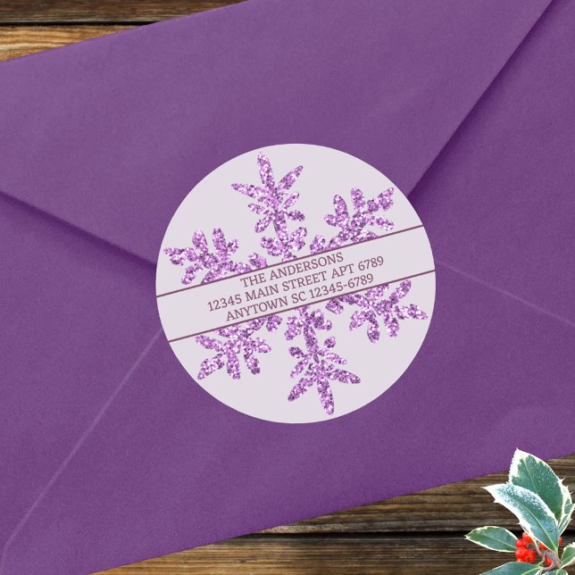 Sticker Rond Flocon de neige Violet Glam Chic Rustique Sceau d' (Custom faux glitter snowflake round stickers in purple, easy to customize as envelope seals and more)