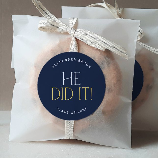 Sticker Rond Flûte moderne Marine Or Il L'A Fait Graduation Sti (Créateur téléchargé)