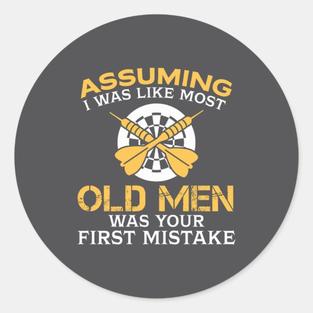 Sticker Rond Funny Old Men Who Loves Darting  (Devant)