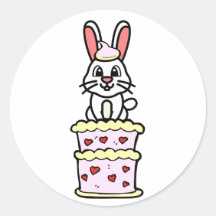 Funny Rabbit sautant d'un gâteau