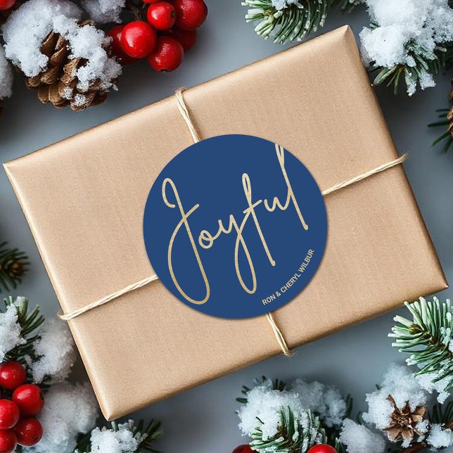 Sticker Rond Gold JOYFUL pour Noël bleu (JOYFUL in gold script on blue Christmas 3" Round Stickers)