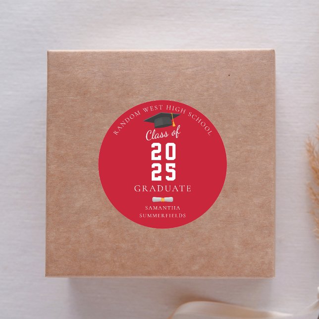Sticker Rond Graduate 2025 Red and White Graduation Party (Graduation 2025 Photo Red and White Modern Grad Round Sticker)