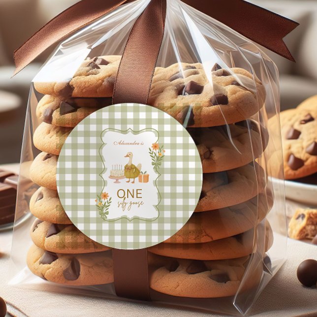 Sticker Rond  Green Gingham Silly Goose 1st Birthday (Créateur téléchargé)