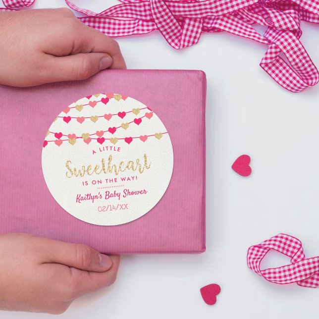 Sticker Rond Hanging Love Hearts Petit Baby shower amoureux (Créateur téléchargé)