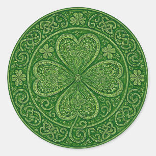 Sticker Rond Harmonie Chanceuse : Mandala Celtique à Quatre Feu