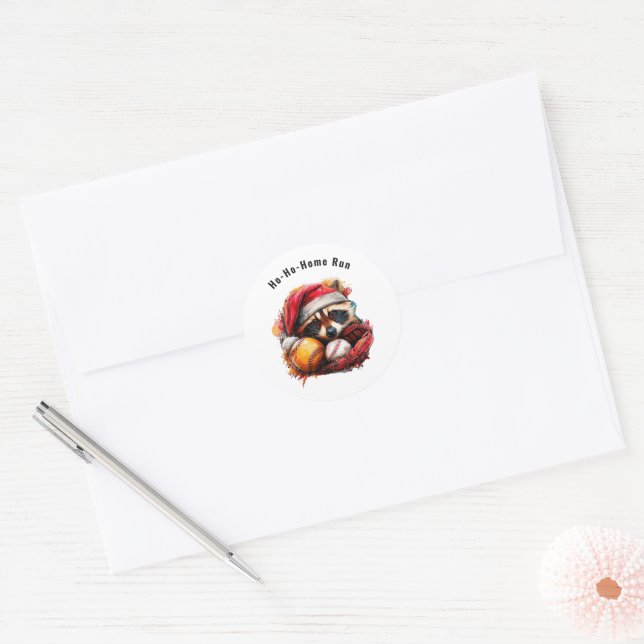 Sticker Rond Ho-Ho-Home Run Raccoon Envelope Seals • 1.5″ Round (Enveloppe)