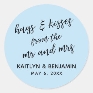 Sticker Rond Hugs & Kisses de M. et Mme Pastel Blue