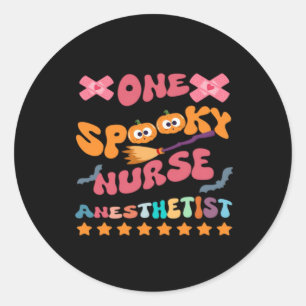 Sticker Rond Infirmière anesthésiste - Une infirmière Éffrayant