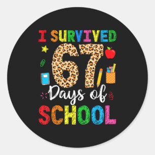 Sticker Rond J'ai survécu 67 jours d'école drôle 67 professeur