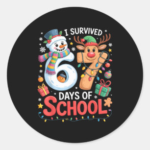 Sticker Rond J'ai survécu 67 jours d'école drôle mème Six Sept