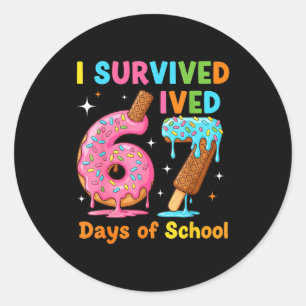 Sticker Rond J'ai survécu 67 jours d'école Mème drôle Professeu