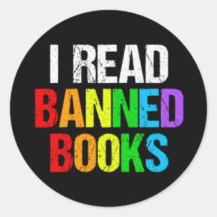 Sticker Rond Je lis des livres interdits arc-en-ciel