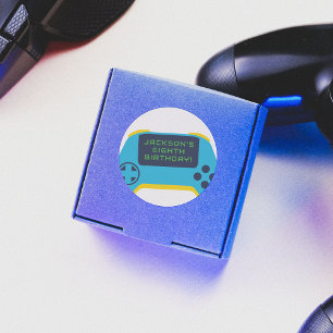 Sticker Rond Jeux en ligne et amélioration du garçon d'annivers