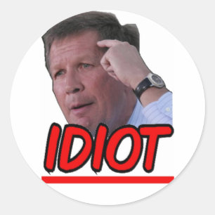 Sticker Rond John Kasich - gouverneur de l'Ohio d'idiot