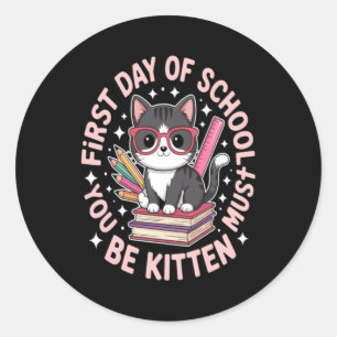 Sticker Rond Joli Chat Premier Jour D'école
