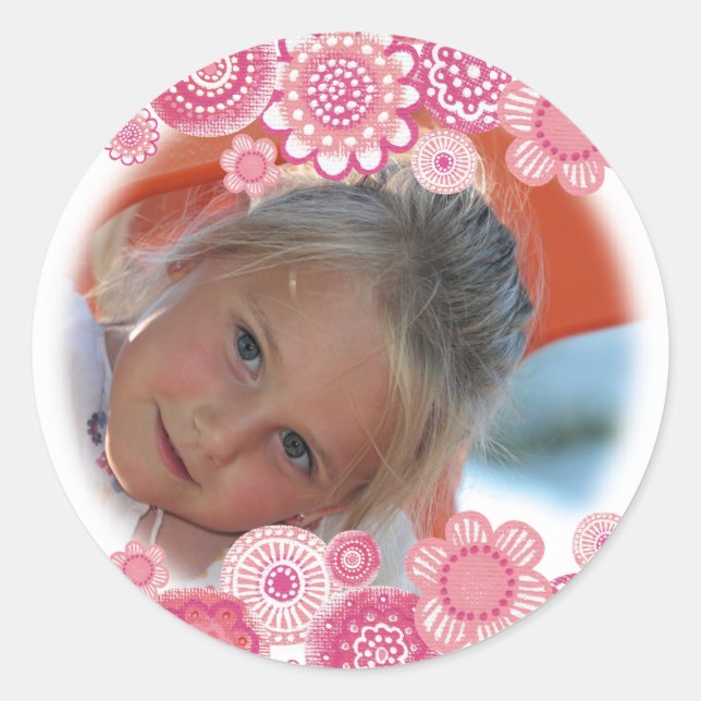 Sticker Rond Joli dans Pretty Painted Girls Photo Cupcake Toppe (Devant)