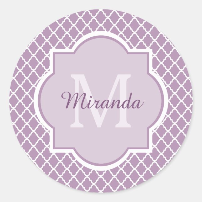 Sticker Rond Jolie Lavande Purple Quatrefoil Nom Monogrammé (Devant)