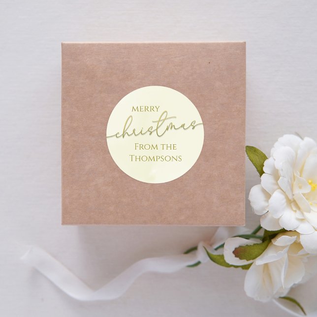 Sticker Rond Joyeux Noël Calligraphie Or Script Personnalisé  (Merry Christmas gold calligraphy script circle sticker. )