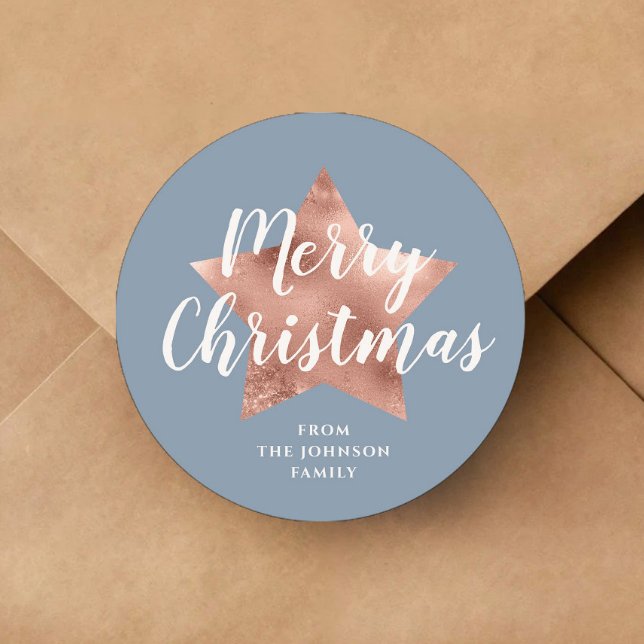 Sticker Rond Joyeux Noël Dusty Blue Rose Gold Star (Merry Christmas Dusty Blue Rose Gold Star Classic Round Sticker)