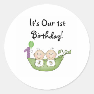 Sticker Rond Jumeaux de pois dans une poitrine Premier annivers