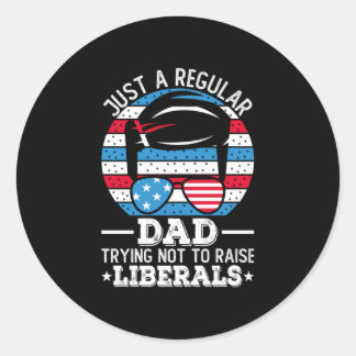 Sticker Rond Juste Un Père Régulier Essayant De Ne Pas Élever L