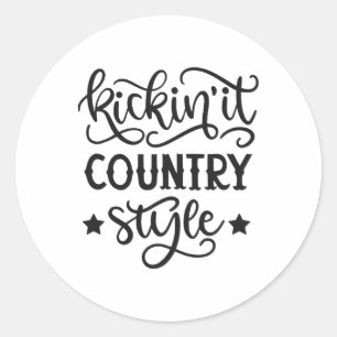 Sticker Rond Kickin' It Country Style Western Cowboy Cowgirl Li