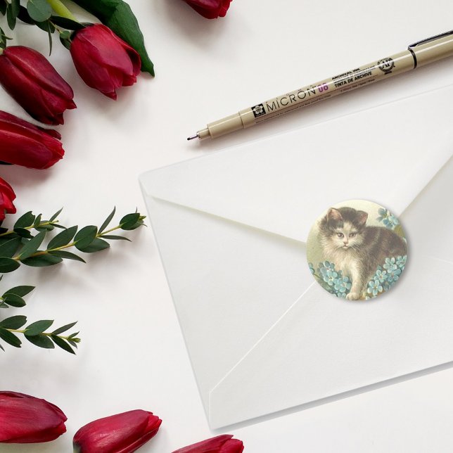 Sticker Rond Kitten Avec Fleurs Bleues (Créateur téléchargé)