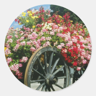Sticker Rond Le chariot rouge de fleur, La Clusaz, France