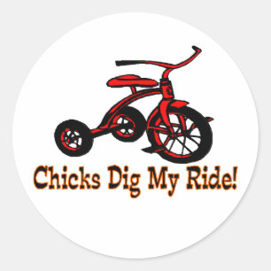 Sticker Rond Les poussins creusent mon tricycle de tour