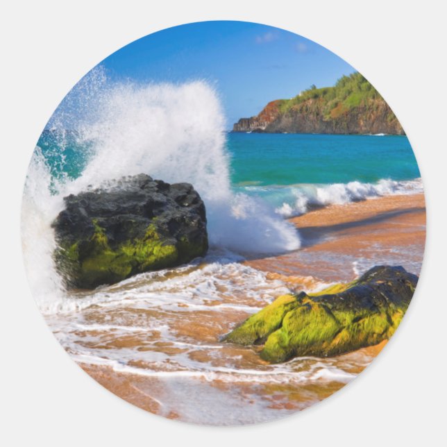 Sticker Rond Les vagues s'écrasent sur la plage d'Hawaï (Devant)