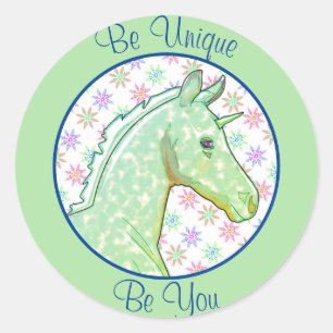 Sticker Rond Lil Green Palomino Unicorn (rose/bleu)